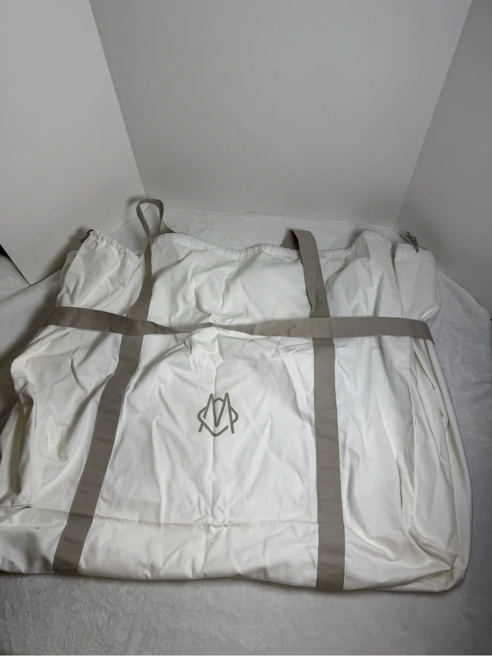 RIMOWA White Luggage Travel Dust Cover with Gray Straps